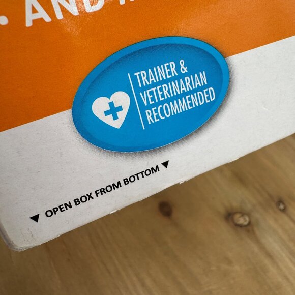 Thundershirt Cat Anxiety Solution Medium Gray - Picture 6 of 11